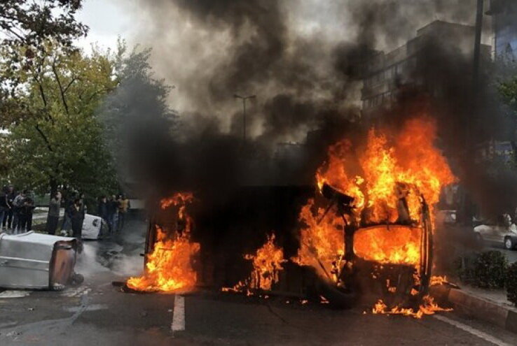 ۱۶ تفاوت اعتراض با اغتشاش