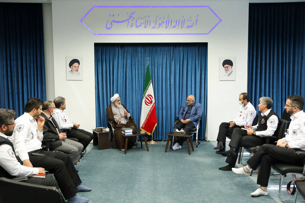 پرسنل اورژانس در ایام کرونا خدمات ارزشمندی داشتند