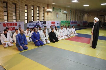 تصاویر/ دیدار امام جمعه بوشهر با جودوکاران