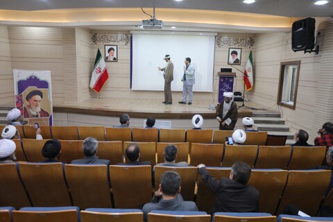 تصاویر/ کارگاه آموزشی "تربیت رسانه‌ای آشنایی با تکنیک‌های جنگ روانی در بستر فضای مجازی و راه کار های مقابله با آن" در مشهد