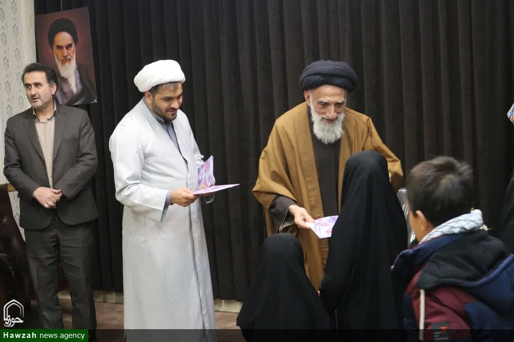 تقدیر مدیر حوزه علمیه استان همدان از خانواده شهید کلوندی + عکس