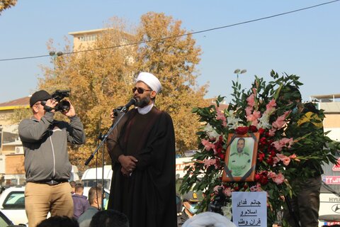 تصاویر/ مراسم با شکوه تشییع پیکر شهید « حسن یوسفی» در سنندج