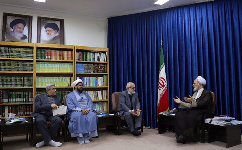 تصاویر/ دیدار رئیس کمیته امداد امام خمینی(ره) با آیت الله اعرافی
