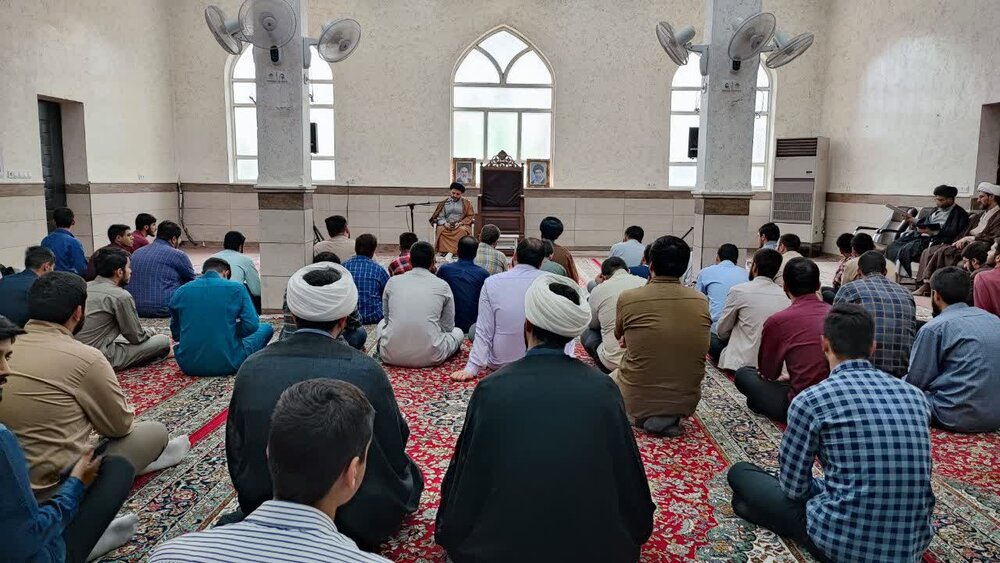 «آریاخاکی» مدیر مدرسه علمیه ولی عصر(عج) اهواز شد