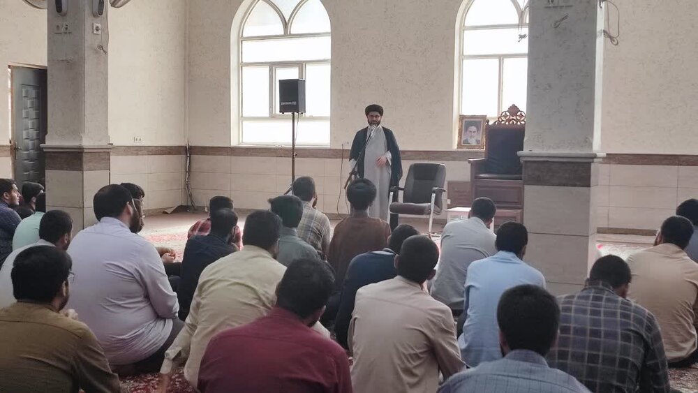 «آریاخاکی» مدیر مدرسه علمیه ولی عصر(عج) اهواز شد