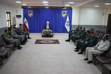 در مقابل تهاجم ترکیبی دشمن، مقاومت ترکیبی انجام شود