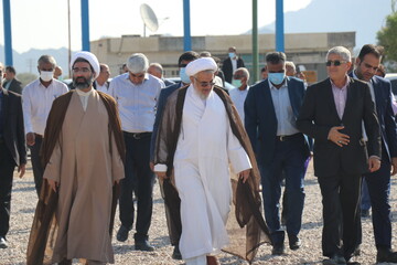 تصاویر/ بازدید نماینده ولی فقیه در استان هرمزگان از بام فین