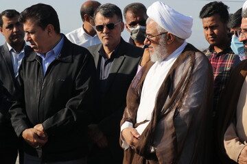 تصاویر/ بررسی مشکلات روستای سرزه و رضوان توسط نماینده ولی فقیه در استان هرمزگان