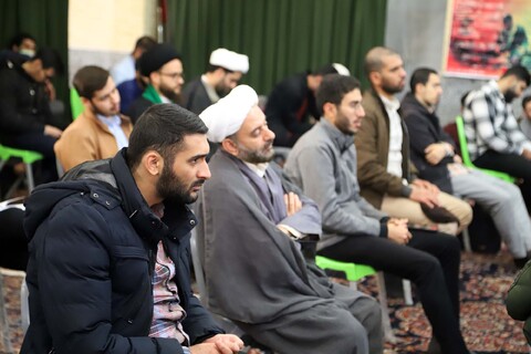 تصاویر / نشست بصیرتی مدرسه علمیه آیت الله آخوند(ره) با حضور حاجی بابایی