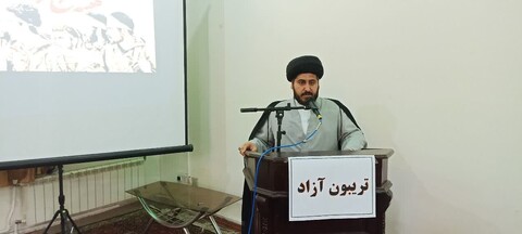 تصاویر/ مراسم بزرگداشت هفته بسیج در مدرسه علمیه طالبیه