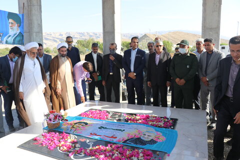 تصاویر/بازدید نماینده ولی فقیه در استان هرمزگان و امام جمعه بندرعباس از فین