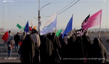 فیلم | پیاده‌روی خانوادگی طلاب و دانشجویان غیرایرانی به سمت مسجد جمکران
