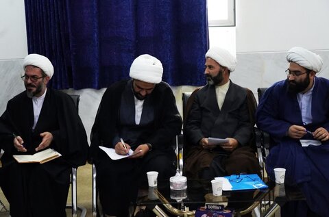 گزارش تصویری جلسه رسیدگی به امور ساجد لرستان/چهارشنبه 2 آذرماه