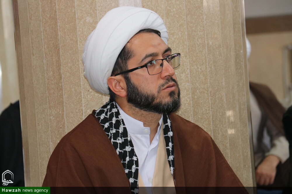 اسلام کا استعماری فکر و سوچ سے مقابلہ ہی مغرب کی انقلابِ اسلامی سے دشمنی کی سب سے اہم وجہ ہے