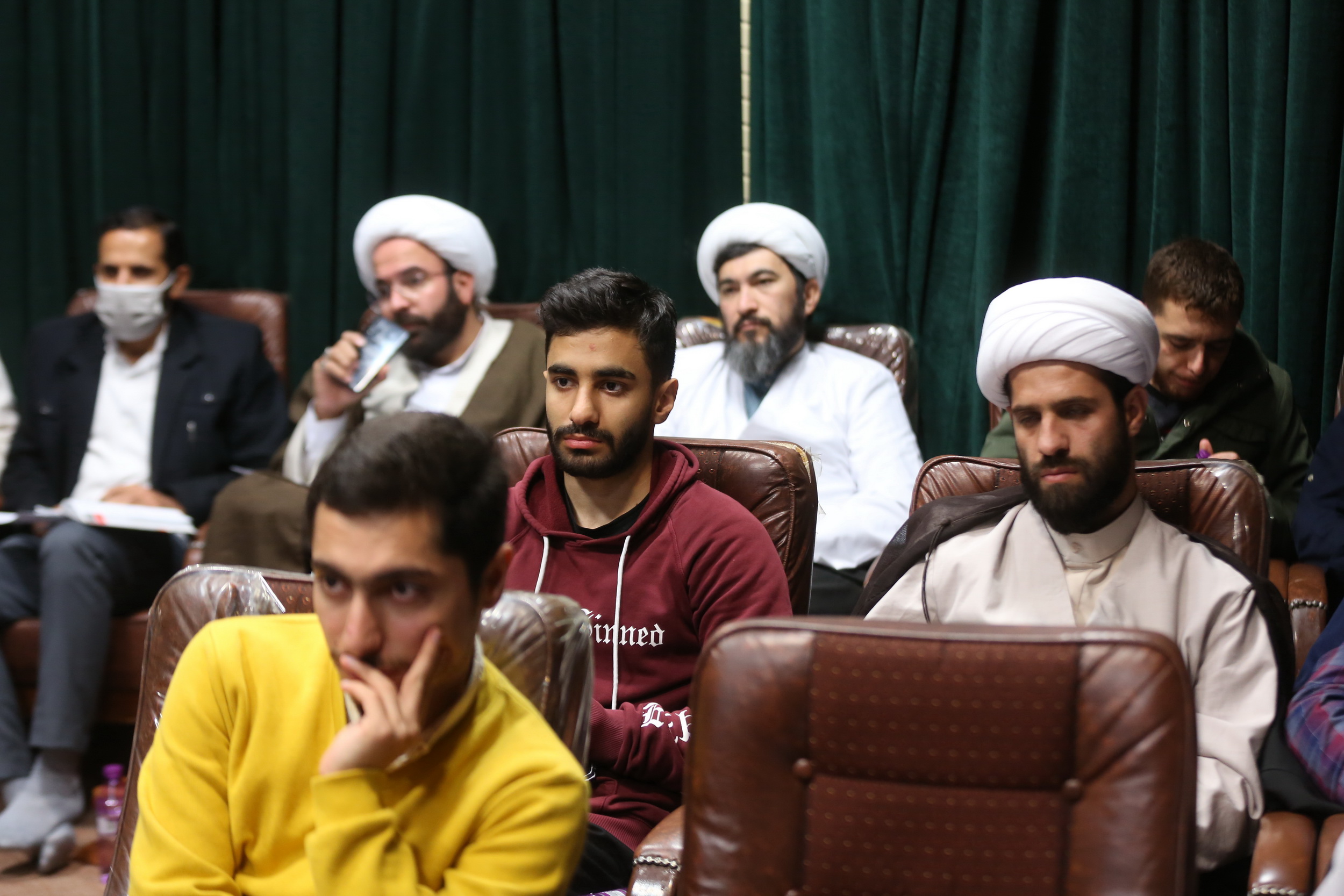 Photo/ "Mahdiism and Its Specialized Text" Familiarization Course in English at Seminaries' Scientific Forums