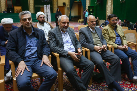 نشست و گفتگوی صمیمی فعالان و موثرین  فرهنگی اصفهان