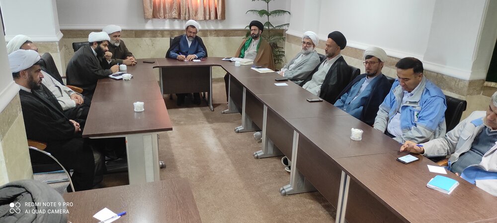 گروههای جهادی طلاب پای کار مشکلات مردم