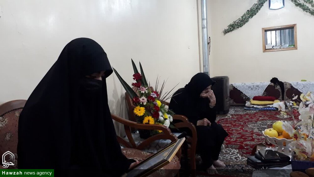 دیدار طلاب مدرسه علمیه علمیه الزهرا(س) مسجدسلیمان با مادر شهید فرزاد ممبینی