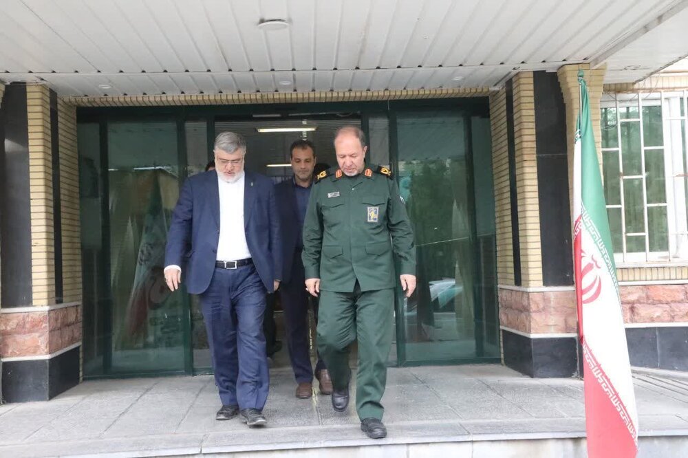 تجلیل استاندار آذربایجان غربی از مجاهدت های بسیجیان