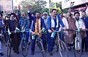 फ़िलिस्तीनियों के साथ एकजुटता व्यक्त करने के लिए कराची में साइकिल रैली का आयोजन