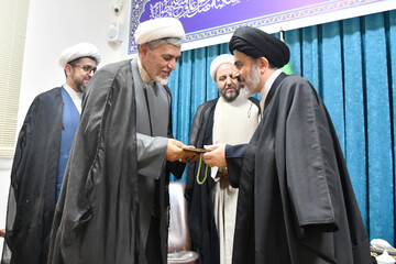 تصاویر / آیین تکریم و معارفه مدیر مرکز خدمات حوزه علمیه آذربایجان غربی