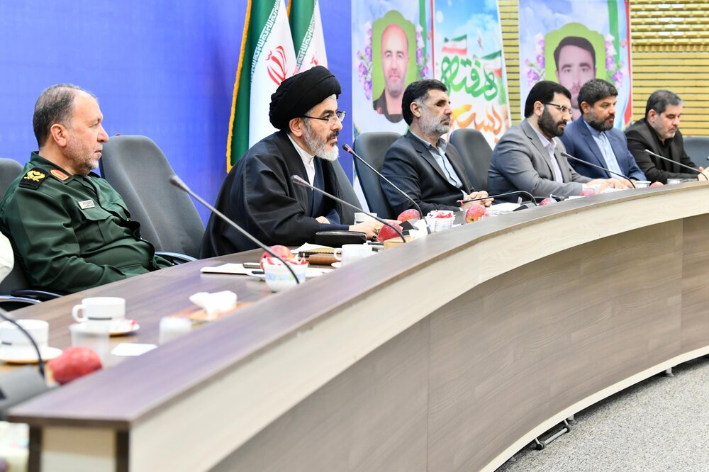 مغربی آذربائیجان میں نمائندہ ولی فقیہ کا اہل سنت کے بابصیرت علماء سے اظہار تشکر