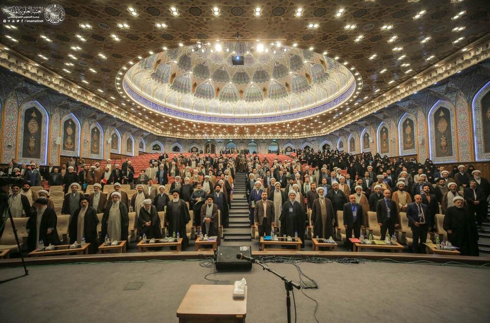 إقامة الجلسة التكريمية لوفود مؤتمر أمناء الرسل بنسخته الثانية في قم المقدسة إقامة الجلسة التكريمية لوفود مؤتمر أمناء الرسل بنسخته الثانية في قم المقدسة