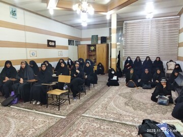 هر کسی باید در هر مقامی به وظایف خود عمل کند