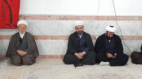 دیدار مدیر حوزه های علمیه زنجان با اساتید و طلاب حوزه علمیه شهرستان هیدج