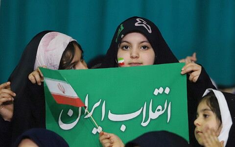 تصاویر/ جشن بزرگ دختران سرزمینم ایران در قم