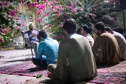 تصاویر/جشن میلاد حضرت زینب (س) و روز پرستار، در حوزه علمیه مدرسه النبی (ص) بندرعباس برگزار شد.