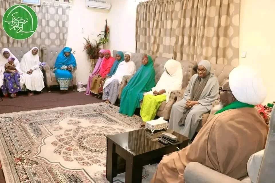 آج مسلمان خواتین پر ضروری ہے کہ وہ اپنی فردی و اجتماعی ذمہ داریوں کو پورا کریں، شیخ زکزاکی