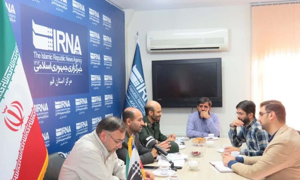 پیشگامی بسیج قم در ارائه خدمات به مردم