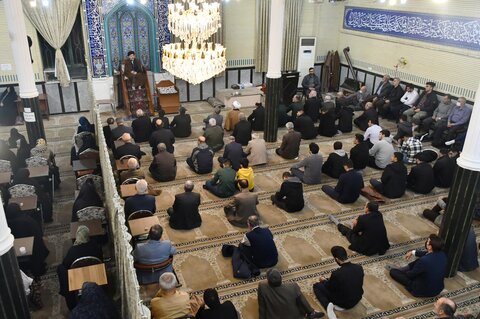 تصاویر/ حضور نماینده ولی فقیه در آذربایجان غربی در مسجد امام خمینی(ره) منطقه گلباد ارومیه