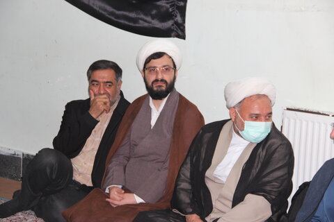 تصاویر / نشست مدیر حوزه علمیه استان قزوین ،با اساتید ،طلاب وکادر مدرسه علمیه امیرالمومنین (ع) شهرستان آوج