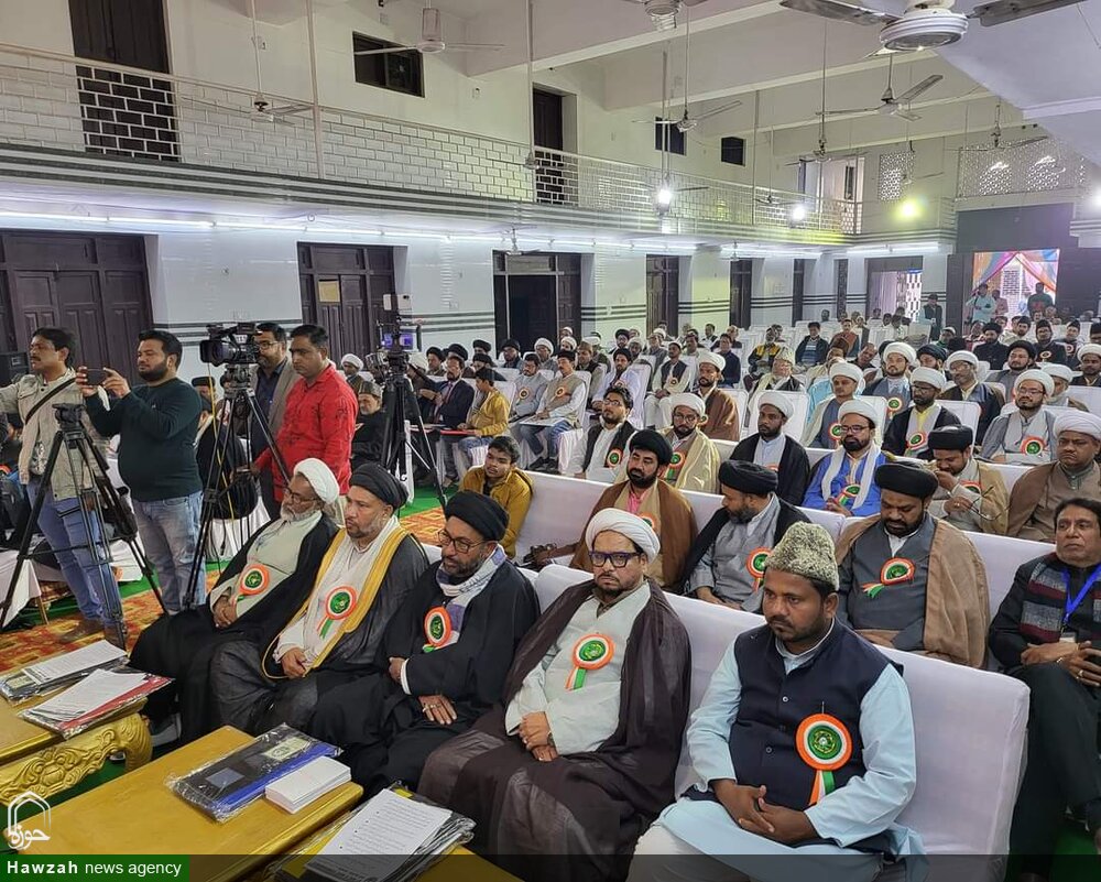 شیعہ پی جی کالج لکھنؤ میں عظیم الشان چوتھی آل انڈیا اہل بیت ؑ کانفرنس کا انعقاد/ علماء و دانشوران کا اتحاد قومی و ملی اور دہشت گردی کے موضوع پر خطابات