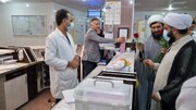 تصاویر / تجلیل امام جمعه پارسیان از پرستاران و کادر درمان بیمارستان رستمانی