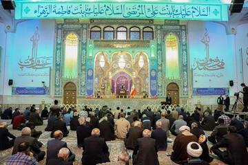 تصاویر/ کرسی ملی تلاوت فاطمی در حرم بانوی کرامت