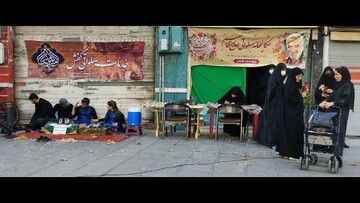 برپایی عکاسخانه صلواتی شهید سلیمانی در اصفهان (ویژه بانوان) + فیلم