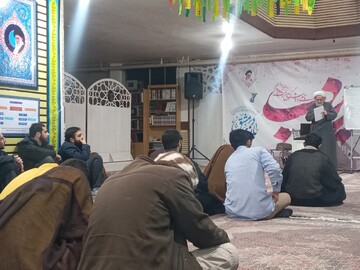 از نظر غربی ها زن باید لخت باشد تا دسترسی به او آسان شود