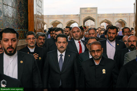 بالصور/ رئيس الوزراء العراقي يلتقي بالمتولي الشرعي للعتبة الرضوية المقدسة بمدينة مشهد