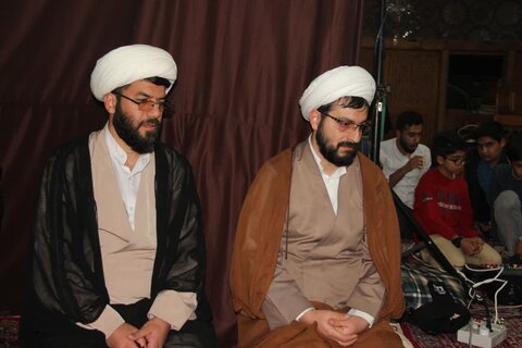 تصاویر/ برگزاری جلسه نهج البلاغه برای طلاب و روحانیون قزوین در مسجد صالحیه