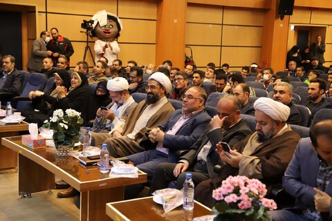 تصاویر / حضور امام جمعه همدان در مراسم روز معلولین