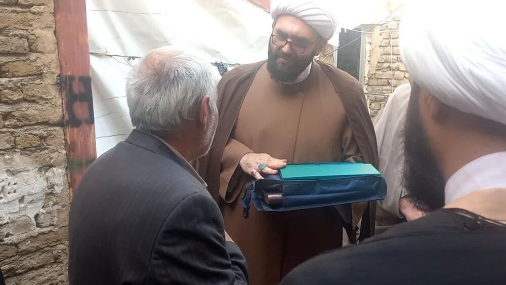 دیدار مسئولین بنیاد بین المللی غدیر با خانواده شهید عجمیان + عکس