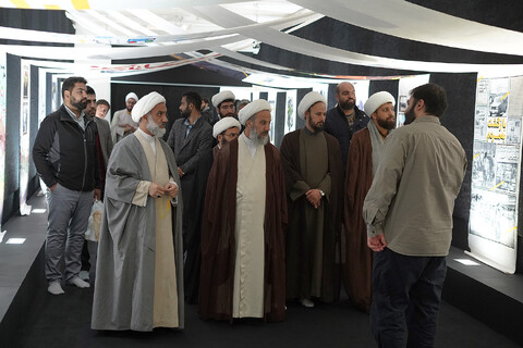بازدید تولیت مدرسه علمیه بقیه الله تهران از سومین نمایشگاه مسجد جامعه پرداز