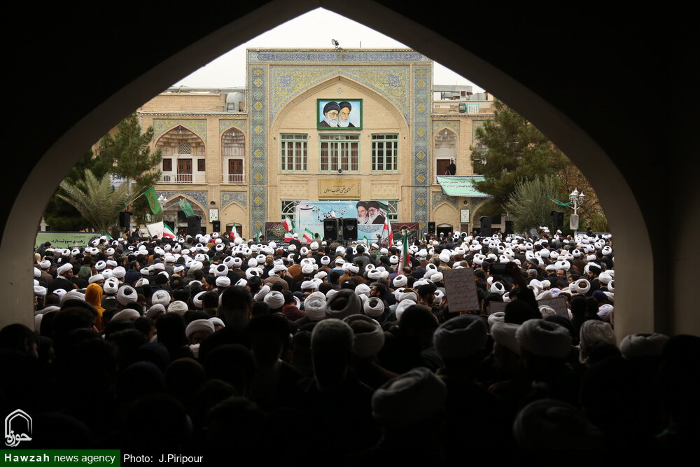 اہل بیت (ع) کی راہ میں خدمت اور شہادت ہماری اولین ترجیح ہے، آیت اللہ اراکی