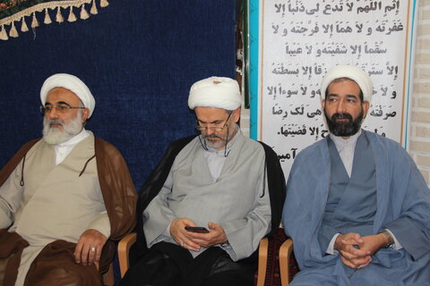 تصاویر / نشست مدیر حوزه علمیه استان قزوین، با اساتید، طلاب و کادر مدرسه علمیه شیخ الاسلام قزوین