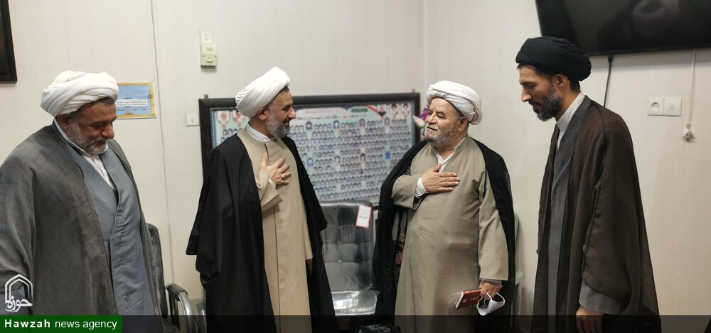 استاد پیشکسوت حوزه علمیه یزد تجلیل شد