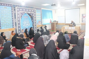 تصاویر/ برنامه‌های فرهنگی امام جمعه شهرستان قروه در هفته جاری