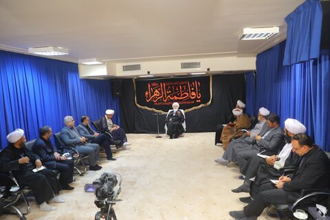 آیت الله نوری همدانی در دیدار با جمعی از نمایندگی مجلس شورای اسلامی
